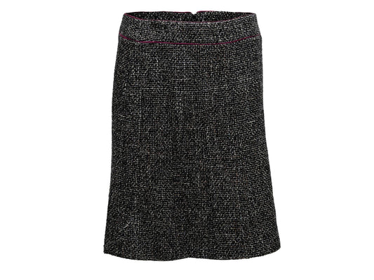 Black & White Chanel Fall/Winter 2003 Tweed Skirt Size FR 46