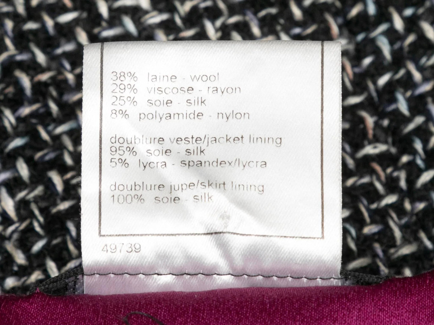 Black & White Chanel Fall/Winter 2003 Tweed Skirt Size FR 46