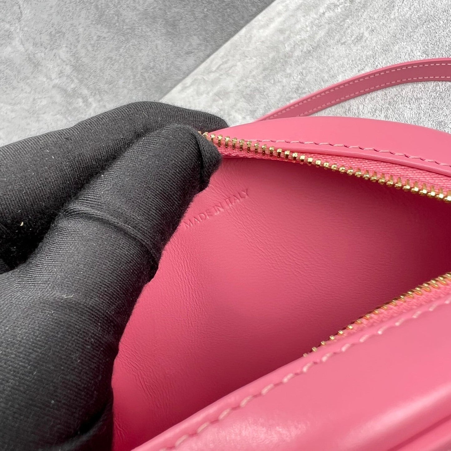 Top Quality Crossbody Oval Purse Cuir Triomphe PiNike For Women 6in/16cm 10I703DPQ.27LK