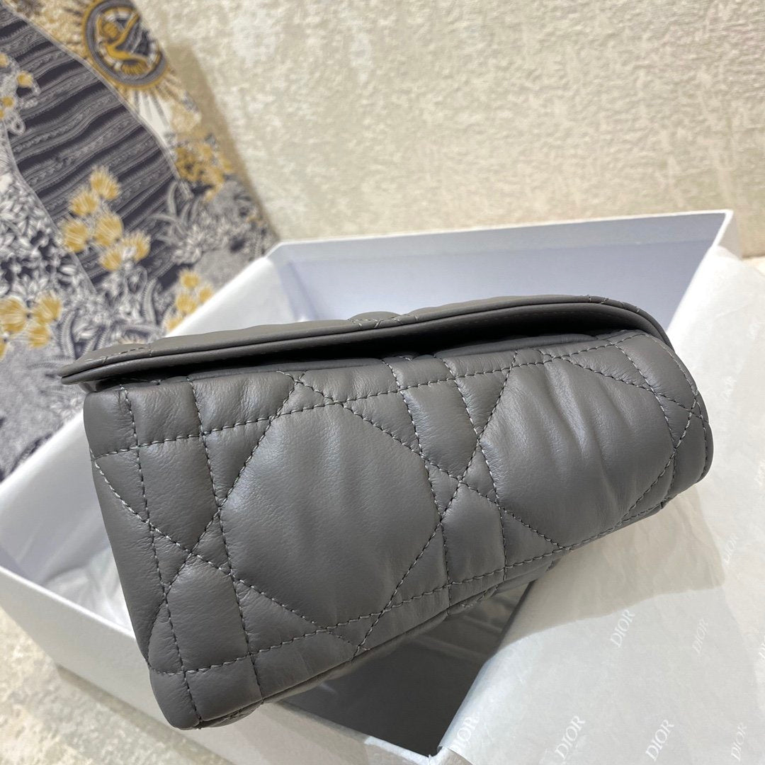 Top Quality Large Caro Bag Grey Padded Macrocannage, Dark Grey, For Women Womens Handbags, Crossbody Bags, 28cm CD