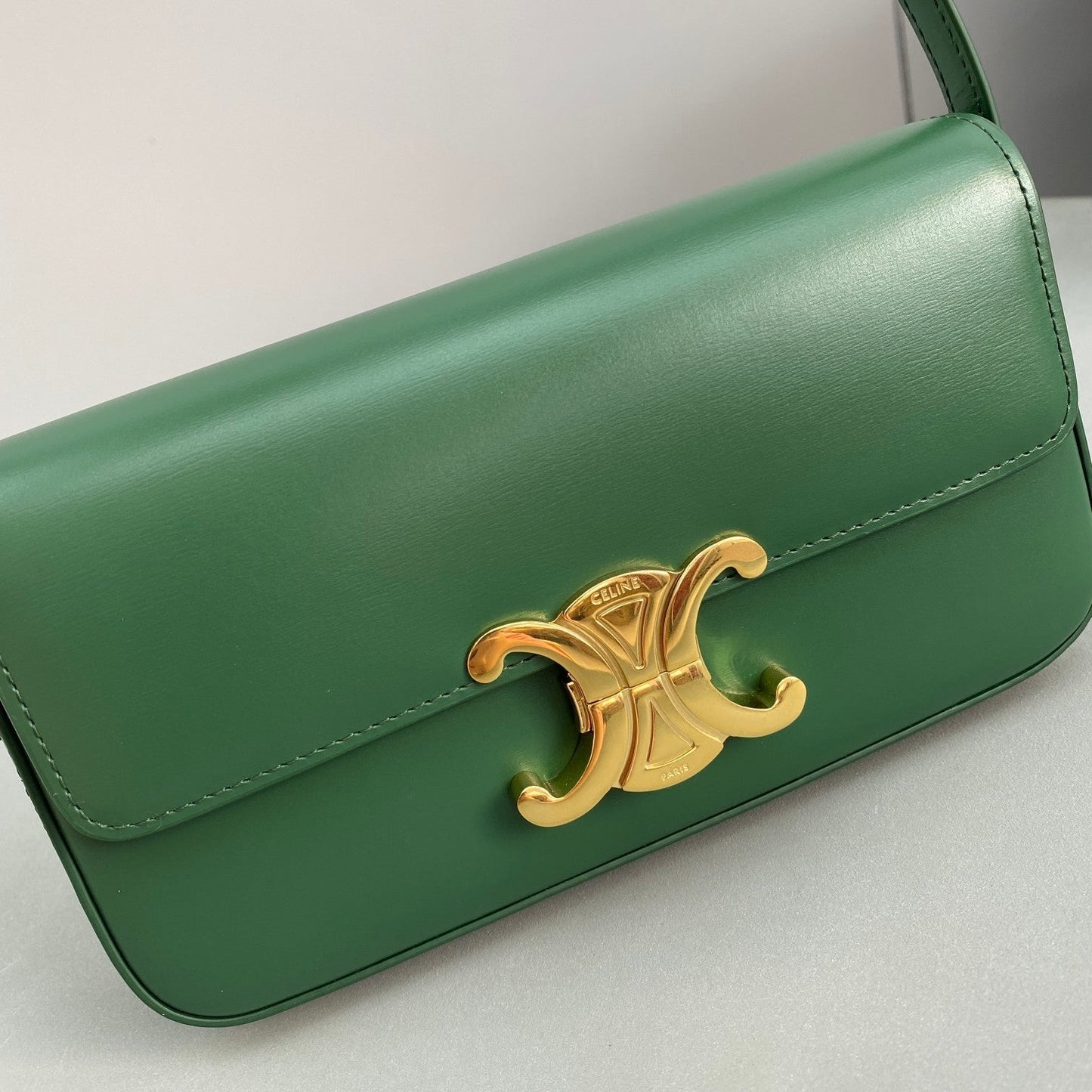 Top Quality Triomphe Shoulder Bag Green For Women 8in/20cmÂ 