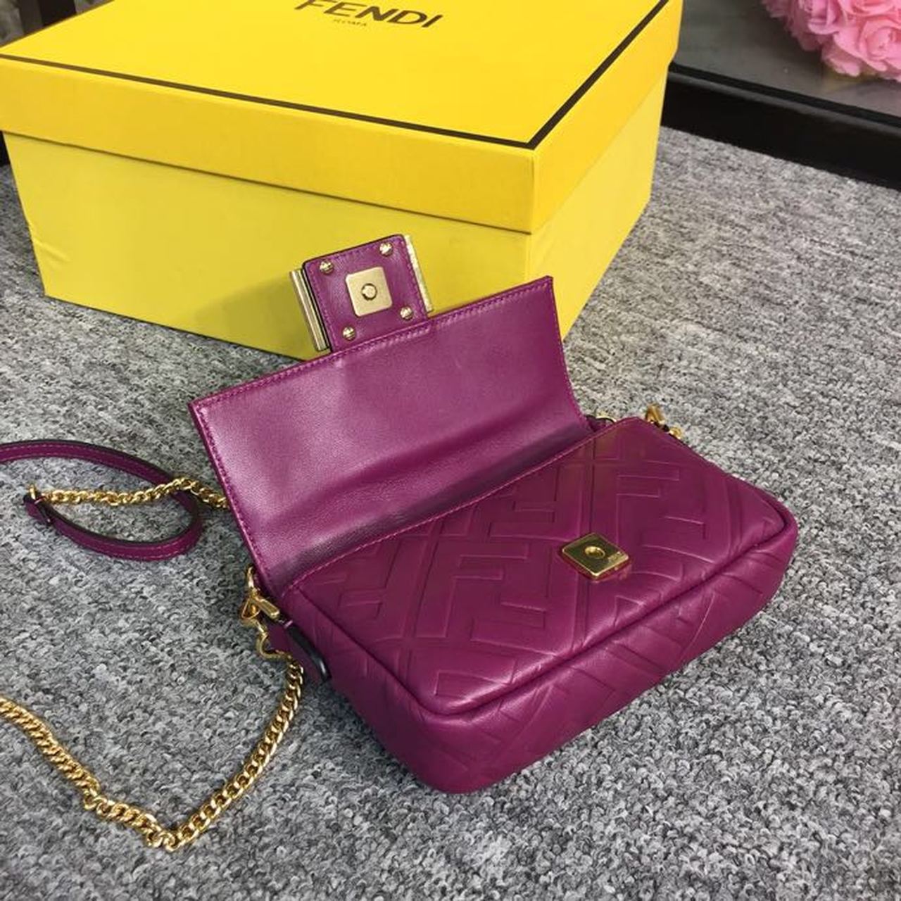 Top QualityTop Quality Baguette Nappa Purple For Women, Women’s Handbags, Shoulder And Crossbody Bags 7in/19cm FF 8BS017
