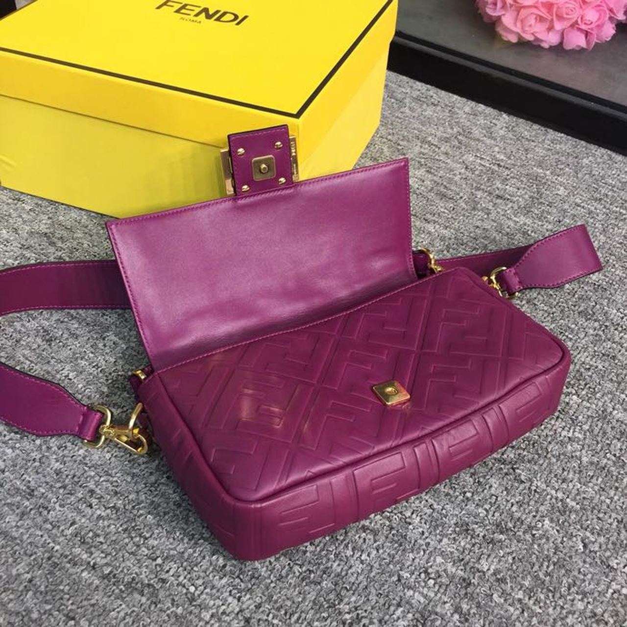 Top QualityTop Quality Baguette Nappa Purple For Women, Women’s Handbags, Shoulder And Crossbody Bags 10in/27cm FF 8BR600