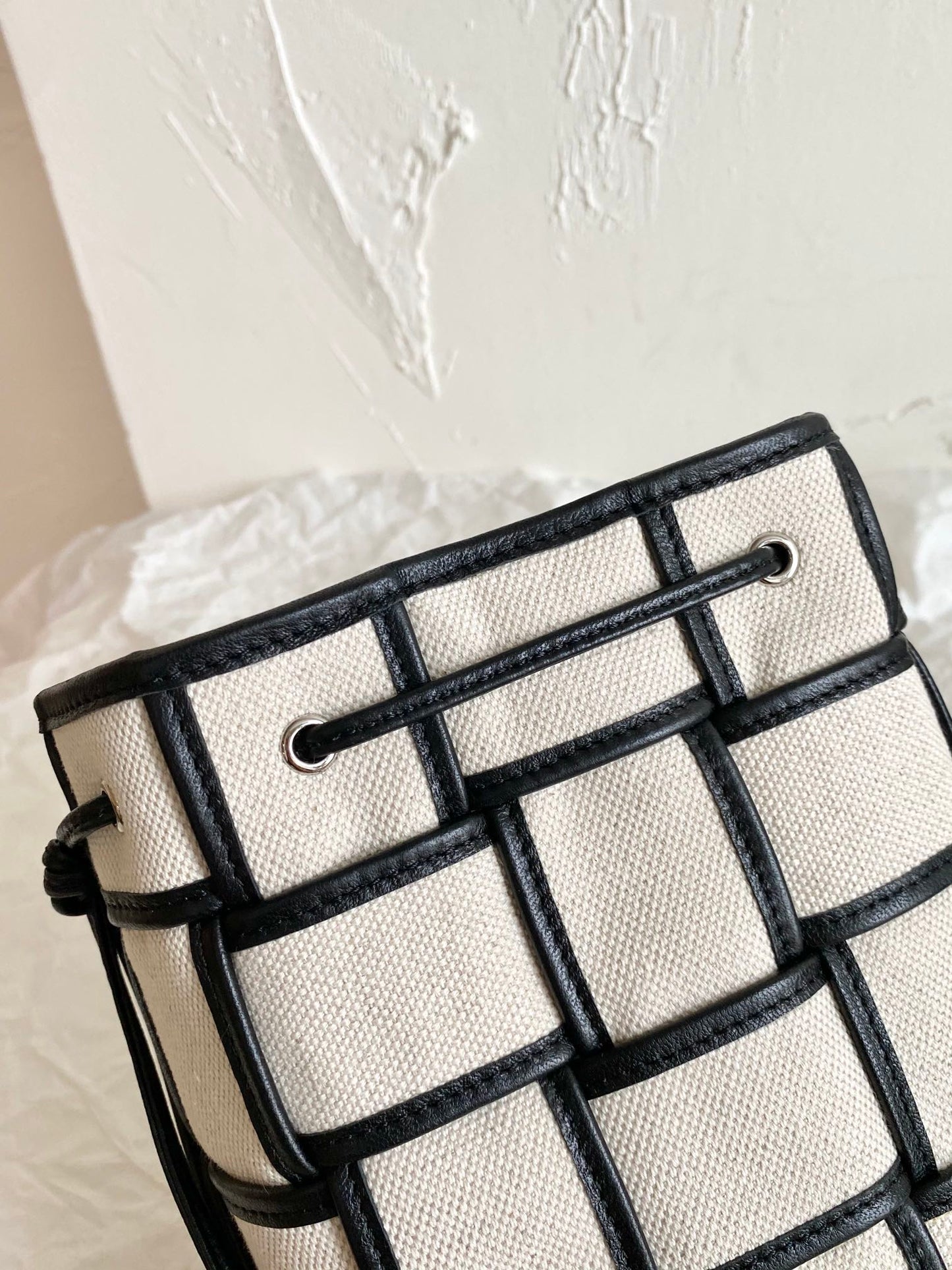 Top Quality Cassette Bucket Bag Beige And Black, For Women, Bags 5.5in/18cm 714608VMBN39811