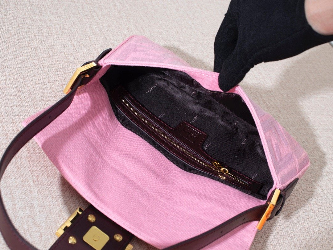 EN - New 1:1 rep  Bags FEI 079
