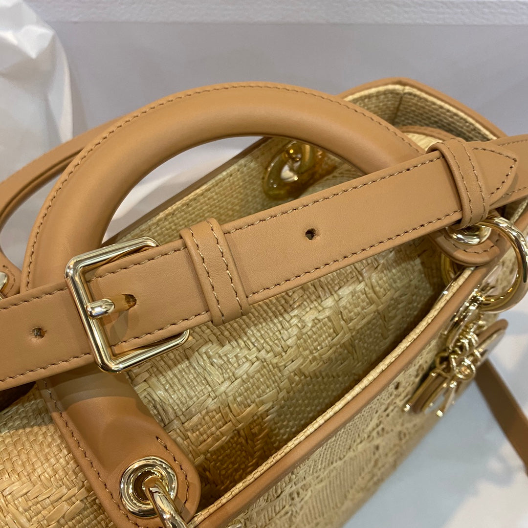 Top Quality MeTop Qualityum Lady Bag Natural Cannage Raffia, Brown Handbags, 24cm CD M0565OMBD_M925