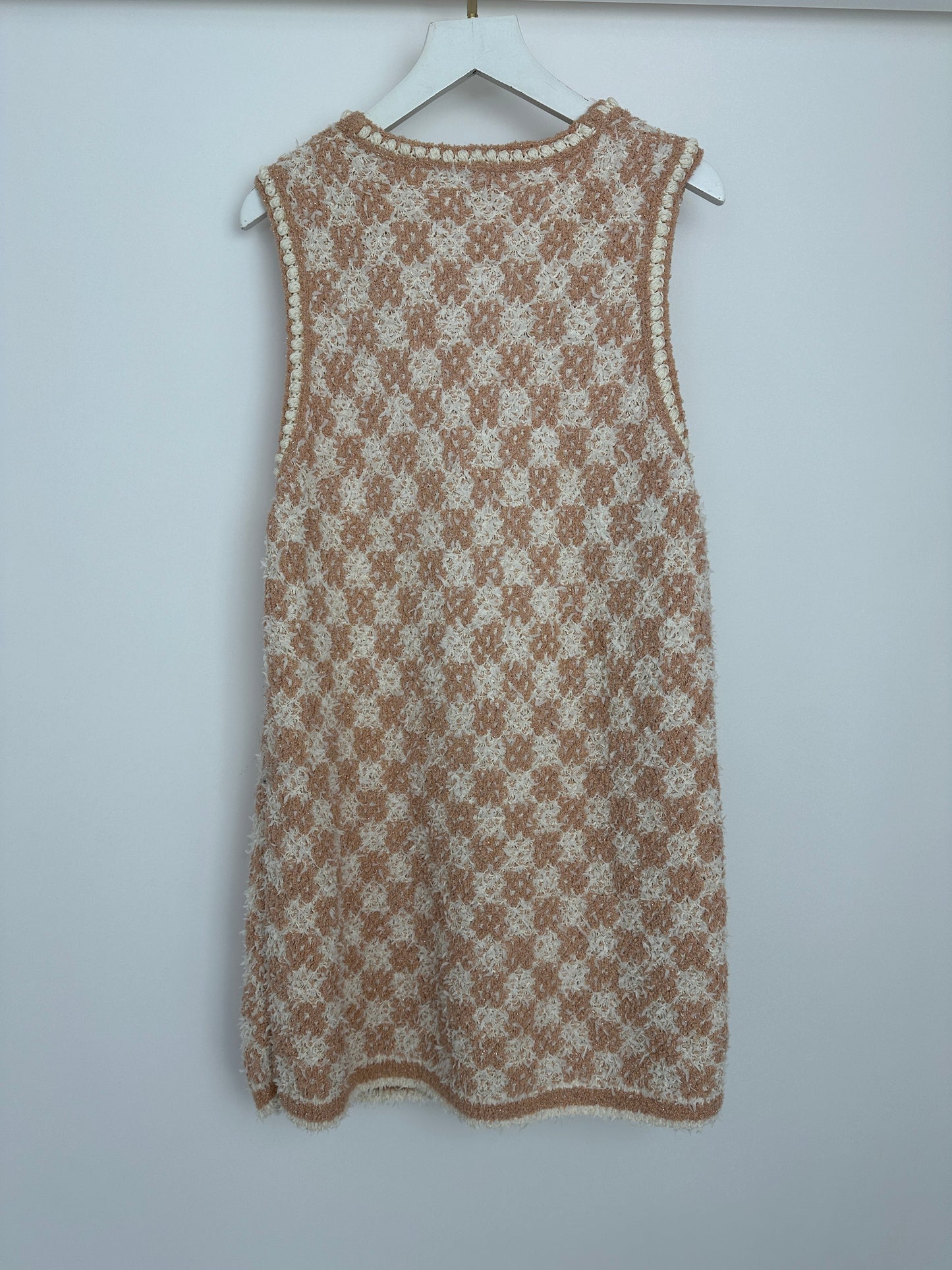 Chanel 23/S Dusty Pink & Ecru Tweed Gilet & Bralette Top with Crystal CC Buttons Detail Size FR 36 (UK 8)