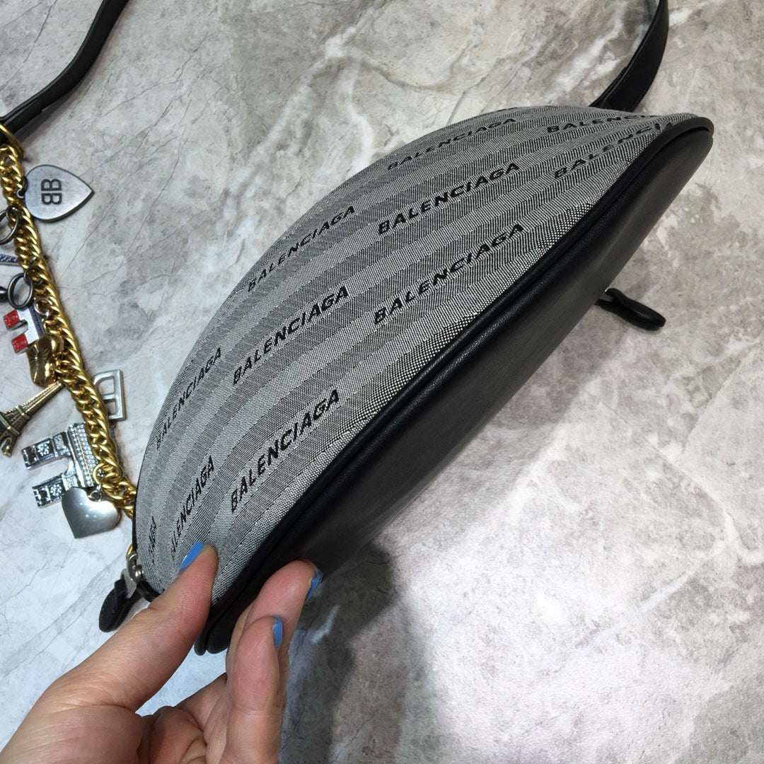Top Quality Souvenir XS Belt Bag In Gray, For Women,  Bags 9.5in/24cm