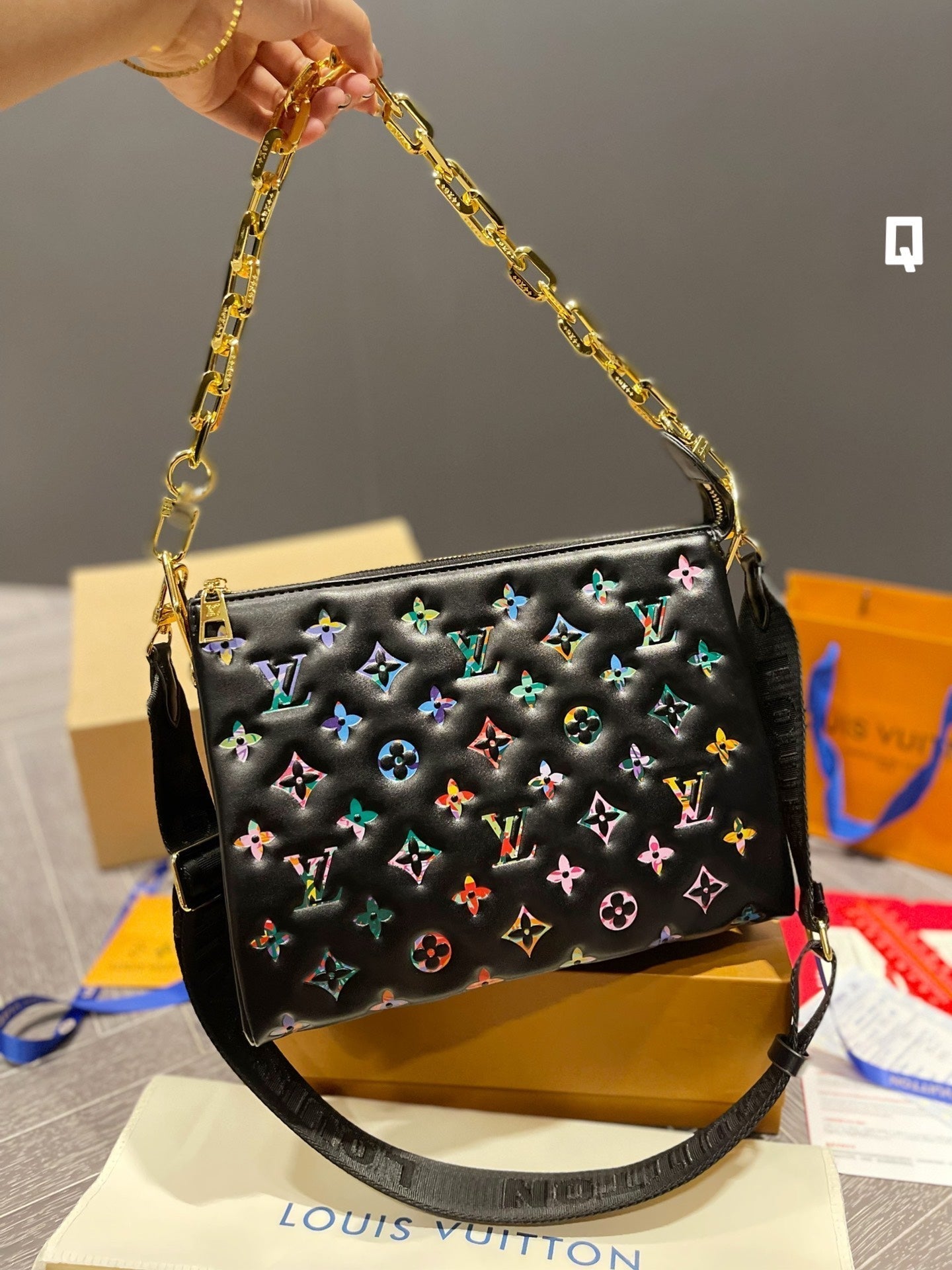 EN - New 1:1 rep Lux Bags LUV 552