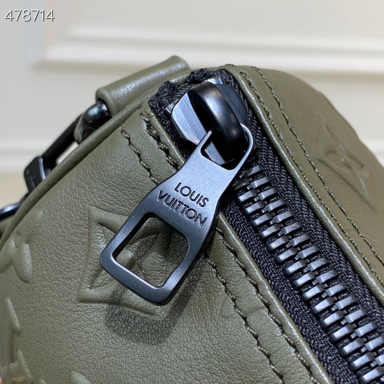 Top Quality Keepall XS Monogram Seal Khaki For Men, Bags 8.3in/21cm Top Quality M57961