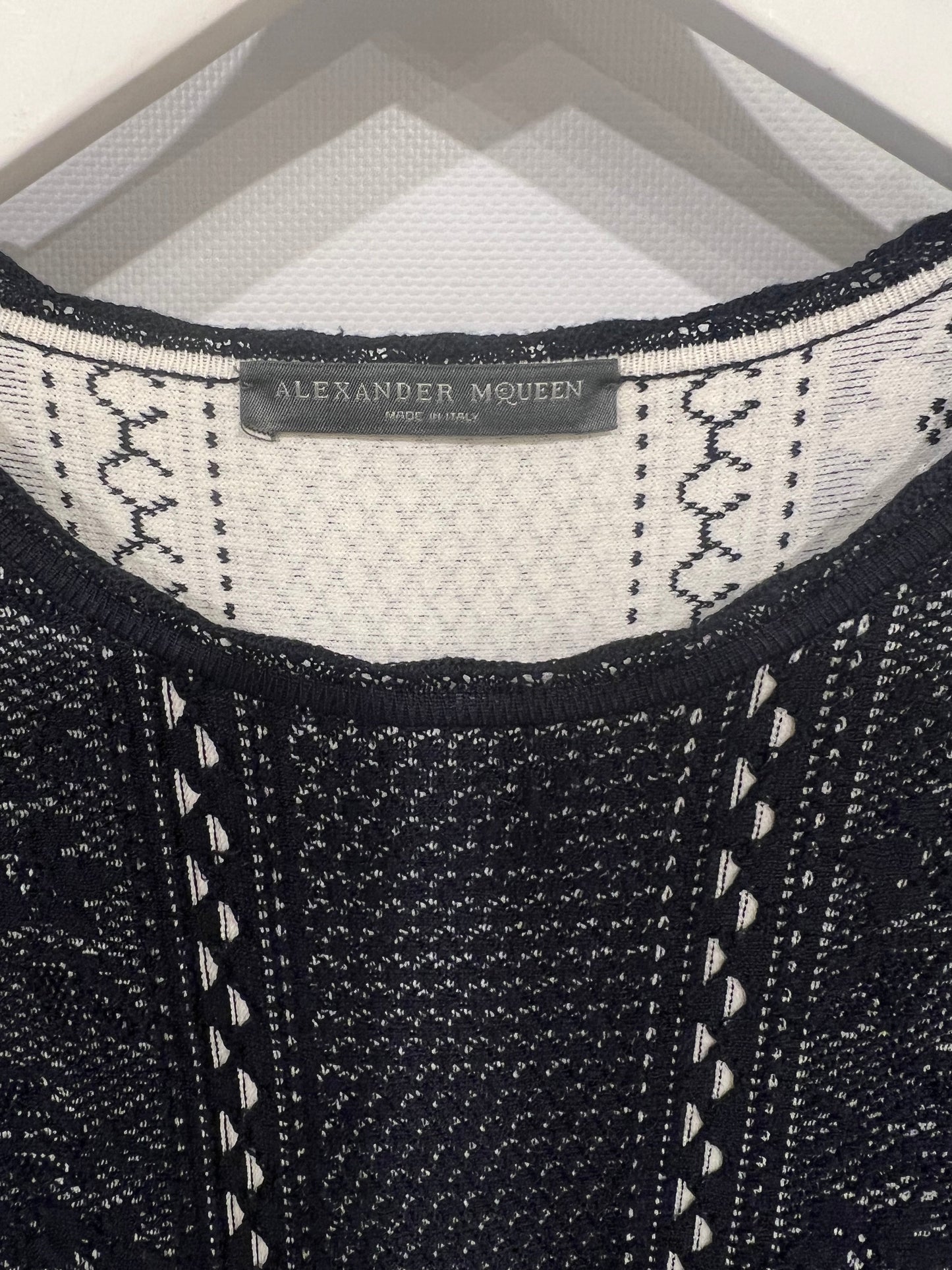 Alexander McQueen Navy and White Embroidered Long-Sleeve Mini Dress Size IT 40 (UK 8)