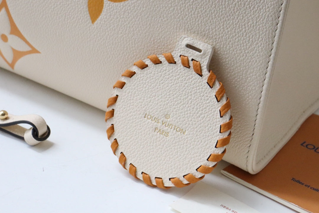 Top Quality OnTheGo MM Tote Bag Monogram Empreinte Cream For The Pool Collection, WoHandbags 13.8in/35cm Top Quality M45717
