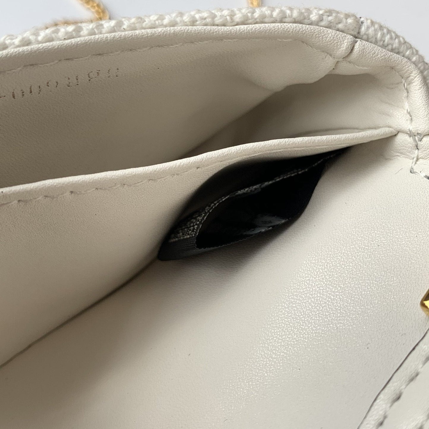 EN - New 1:1 rep  Bags FEI 183