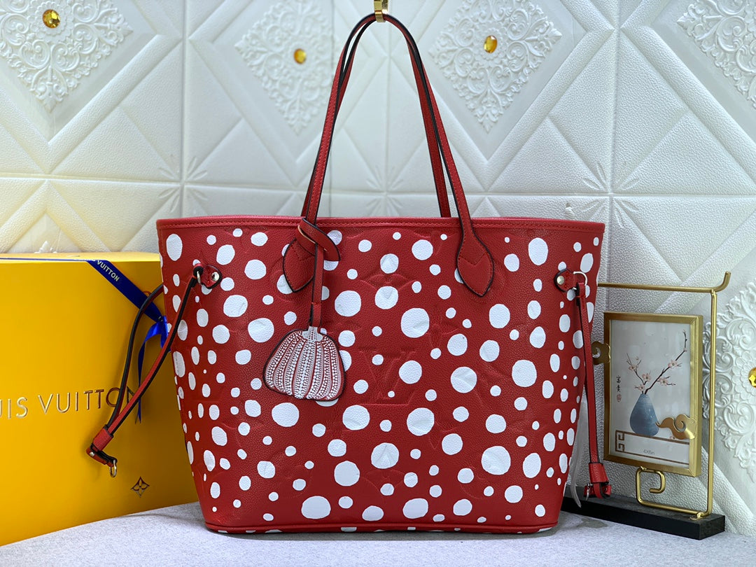 EN - New 1:1 rep Bag LUV 652