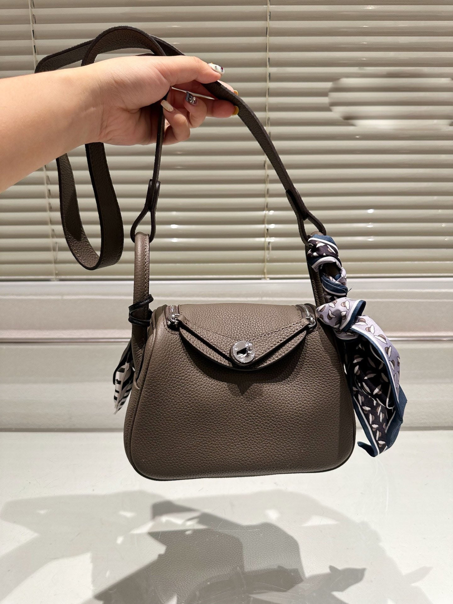 EN - New 1:1 rep  Bags HM 143