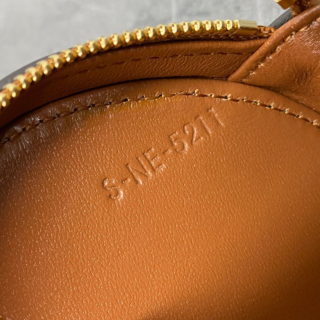 Top Quality Small Heart Crossbody Bag Tan For Women 3in/8cm 10J113DZW.04LU