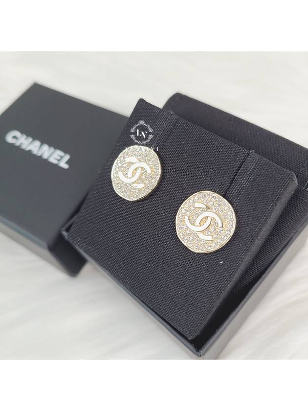 CC Logo Crystal Round Earrings Gold Chanel