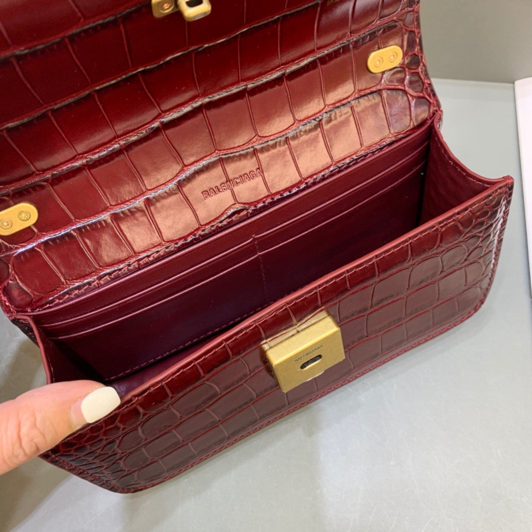 Top Quality Gossip Small On Chain Shoulder Bag Dark Red, For Women,  Bags 7.4in/19cm