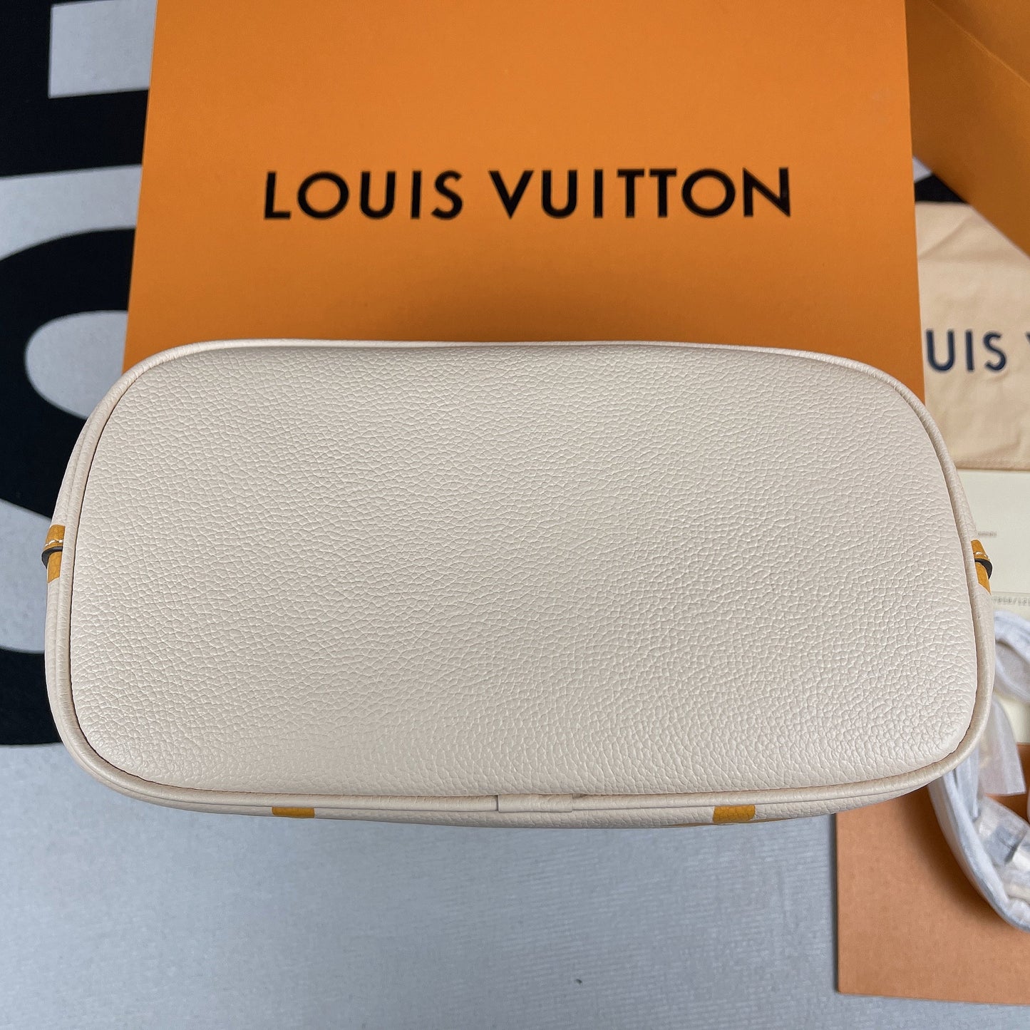 Top Quality Neverfull MM Monogram Canvas Beige For Women,  Shoulder and Crossbody Bags 9.4in/24cm Top Quality 