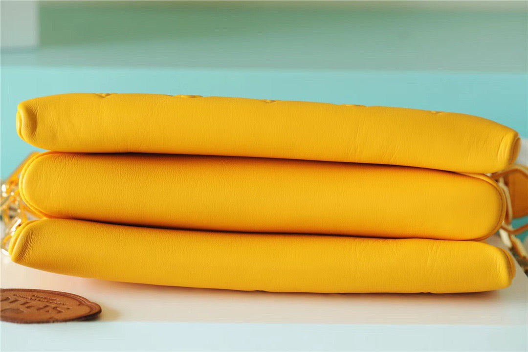 Top Quality Coussin MM Monogram Yellow For Women, Womens Handbags, Shoulder And Crossbody Bags 13.4in/34cm Top Quality 
