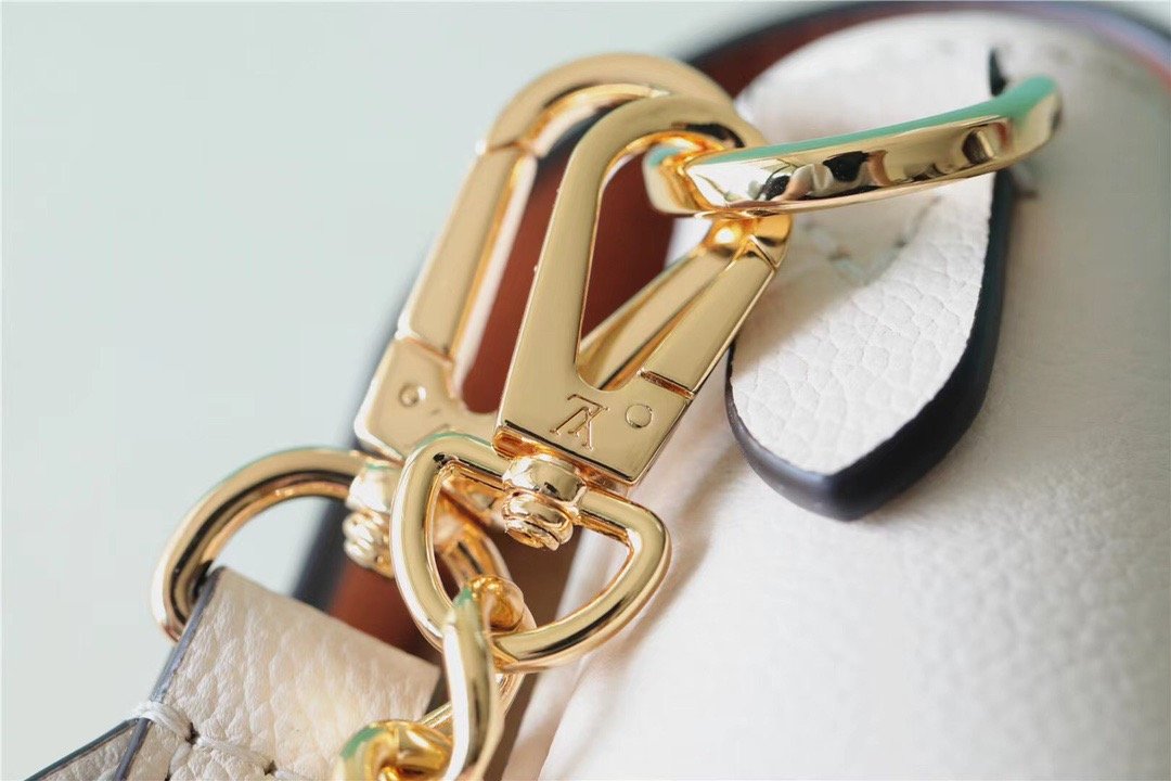 Top Quality Lockme Tender White For Women, Womens Handbags, Shoulder And Crossbody Bags 7.5in/19cm Top Quality