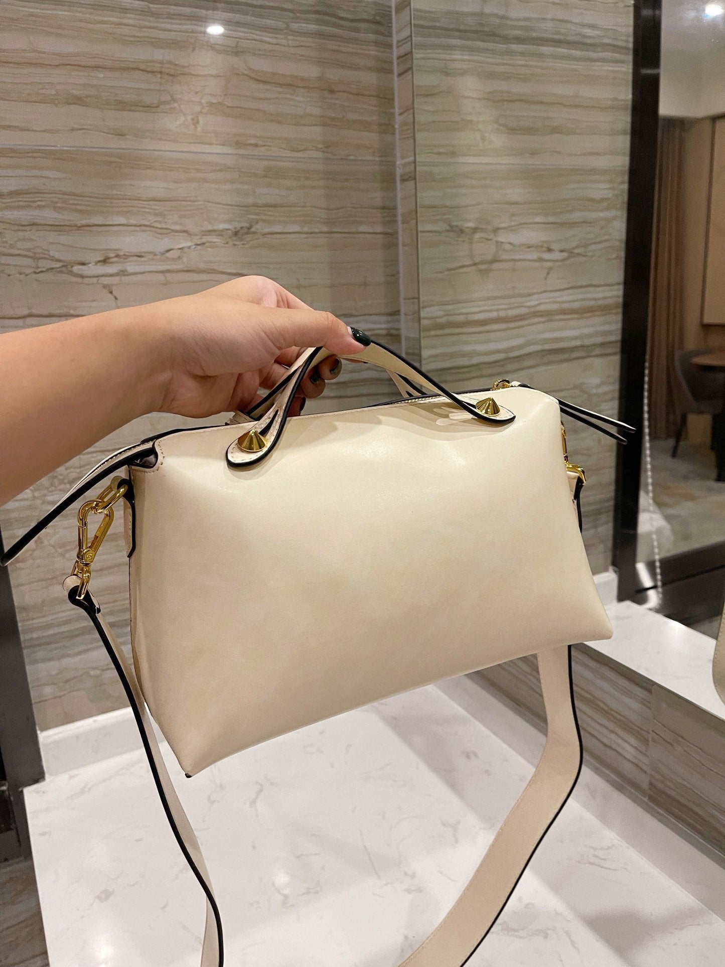 EN - New 1:1 rep  Bags FEI 217