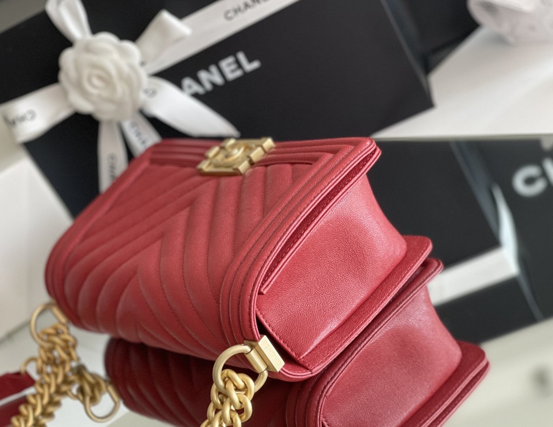 CHLMedium Boy Handbag Red For Women 9.8in/25cm A67086