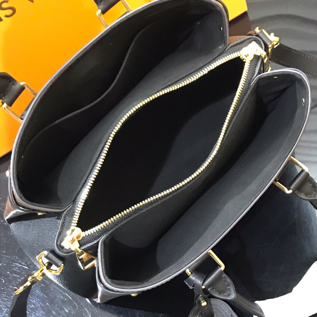 Top Quality Soufflot MM Monogram Canvas Black For Women, WoHandbag, Shoulder And Crossbody Bags 14.2in/36cm Top Quality M44817