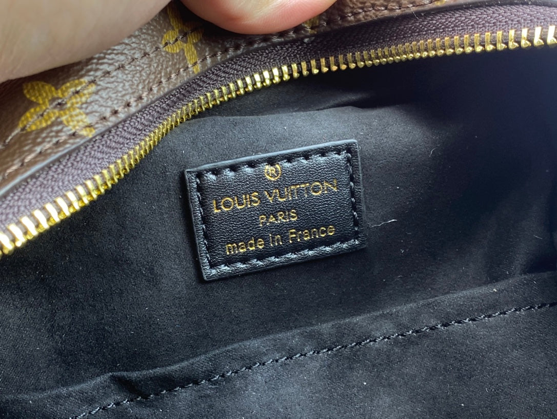 EN - New 1:1 rep  Bags LUV 678