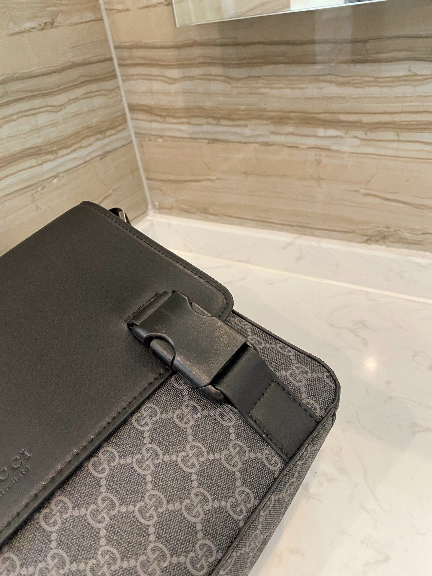 EN - New 1:1 rep  Bags GCI 214