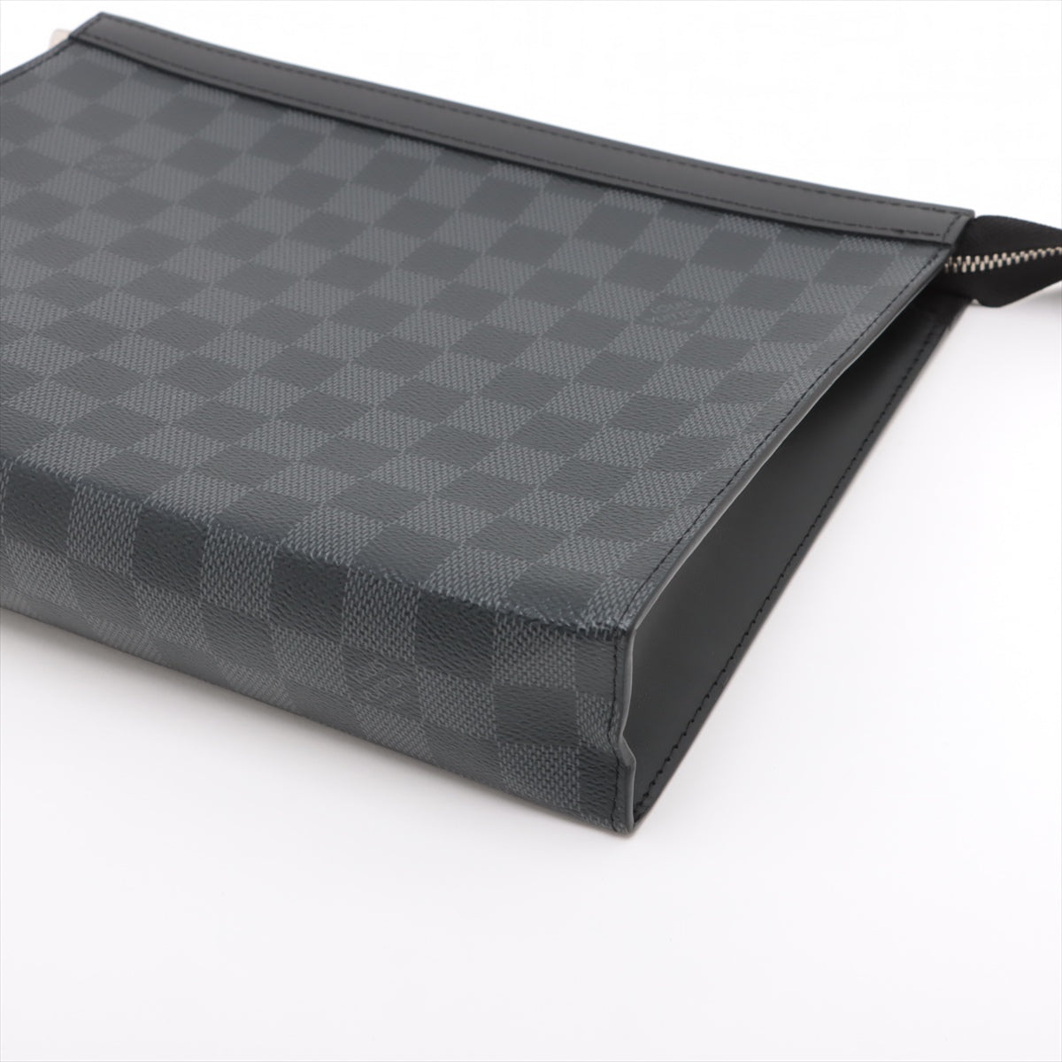 Louis Vuitton DAMIEGRAFIT POSHET VOYAGRAFIT MM N41696