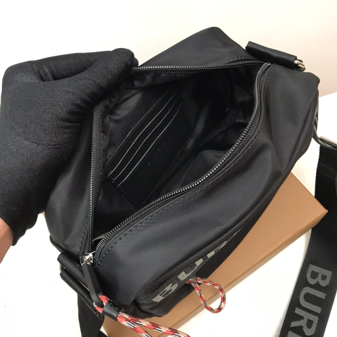 Top Quality Logo Detail Nylon Crossbody Bag Black For Men, Bags 8.7in/22cm