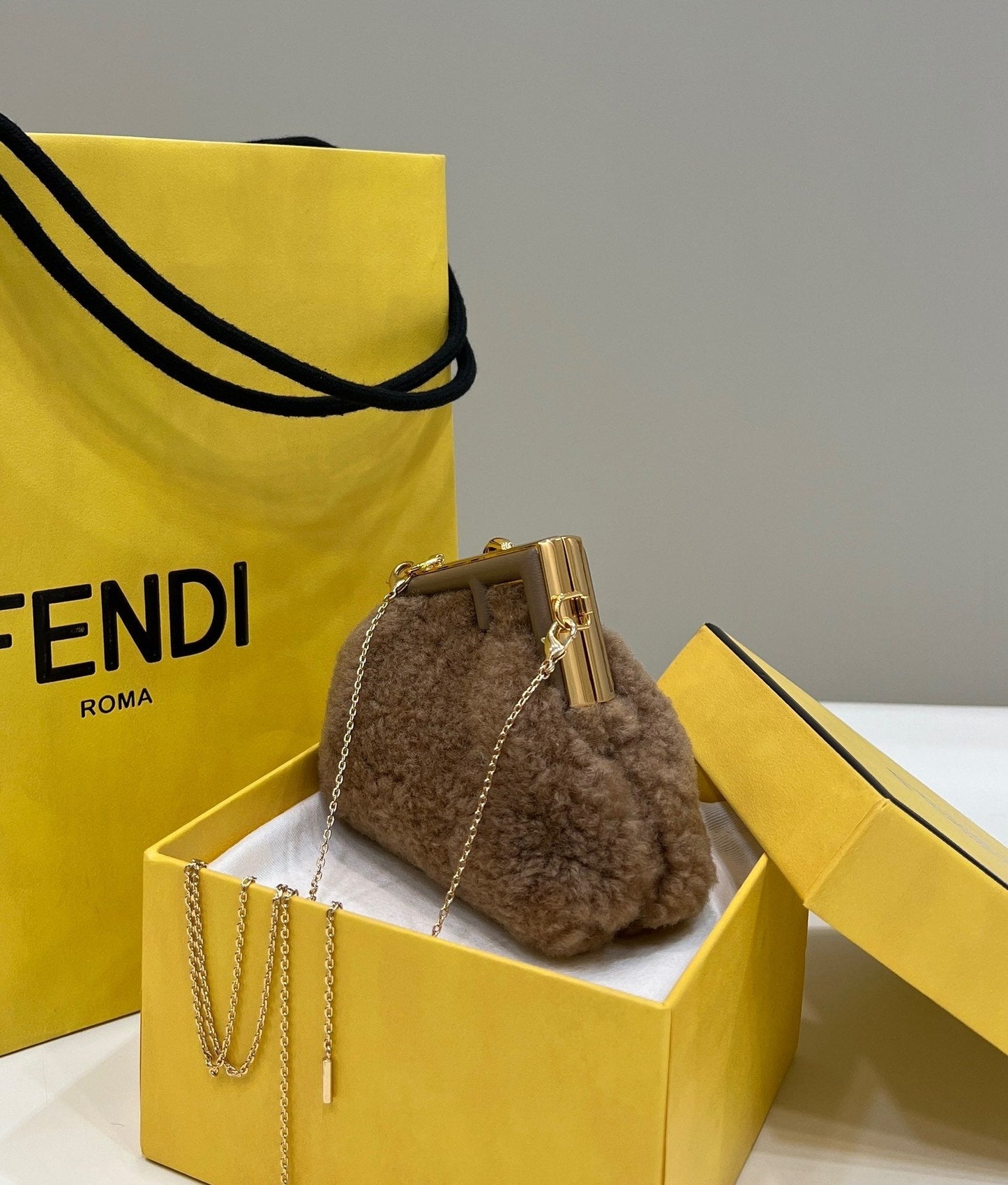 Top QualityTop Quality Top QualityTop Qualityrst Mini Brown Mink Bag For Woman 11.5cm/4in