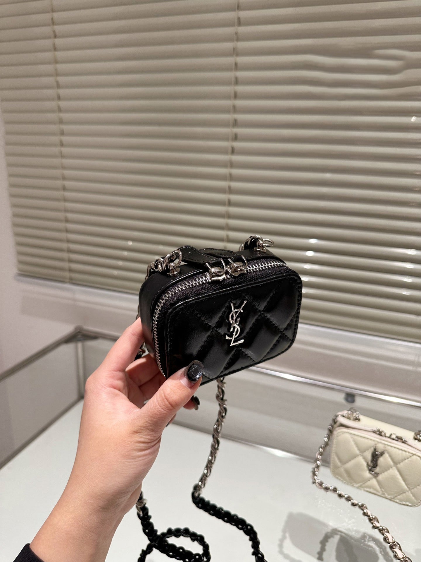 EN - Luxury Bags SLY 304