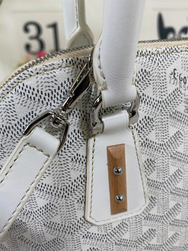 Top Quality - New 1:1 Rep Bags - 132