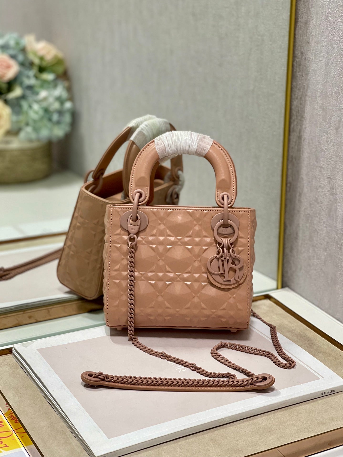 Top Quality Mini Lady Bag Cannage with Beaded Motif, Brown, For Women Womens Handbags, Crossbody Bags, 18cm CD