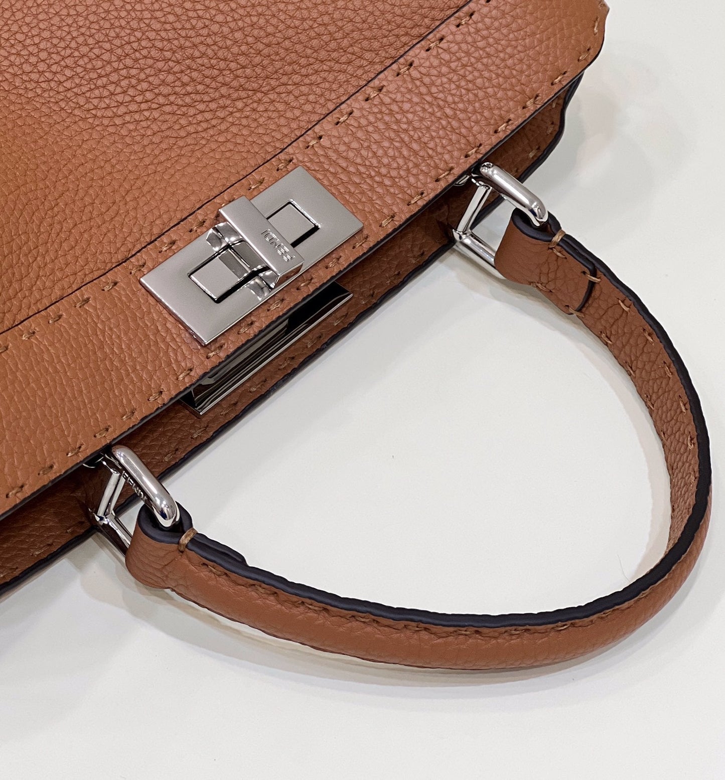 FI Top Quality ISeeU MeTop Qualityum Bronze For Women, Handbags, Shoulder Bags 13.1in/33.5cm FF