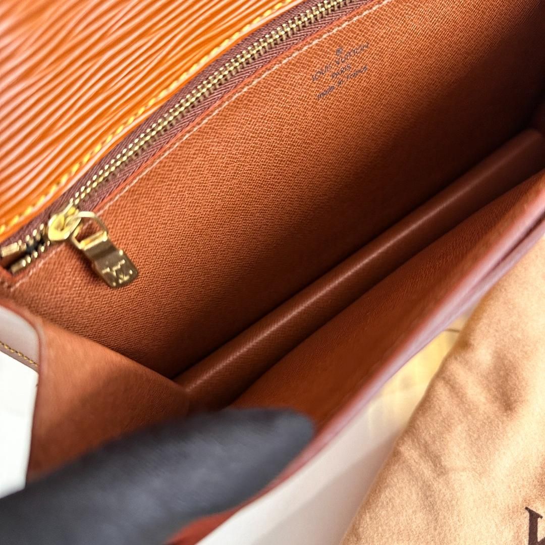 Louis Vuitton Epi Leather Sellier Dragonne   - Brown Clutches, Handbags MR2104202547222A