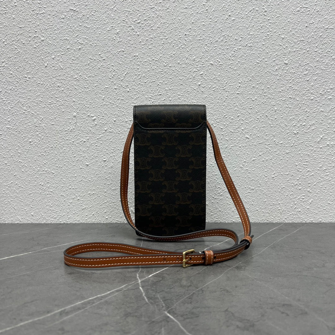 Top Quality Vertical Mobile Pouch Triomphe Tan For Women 6in/19cm 10j092dqb.04LU