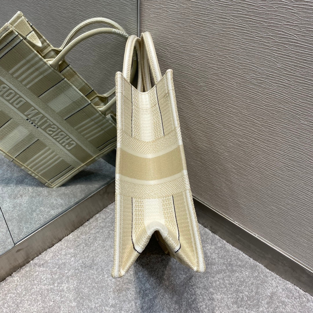Top Quality MeTop Qualityum Book Tote Beige Stripes Embroidery Bag For Women 14in/36cm CD