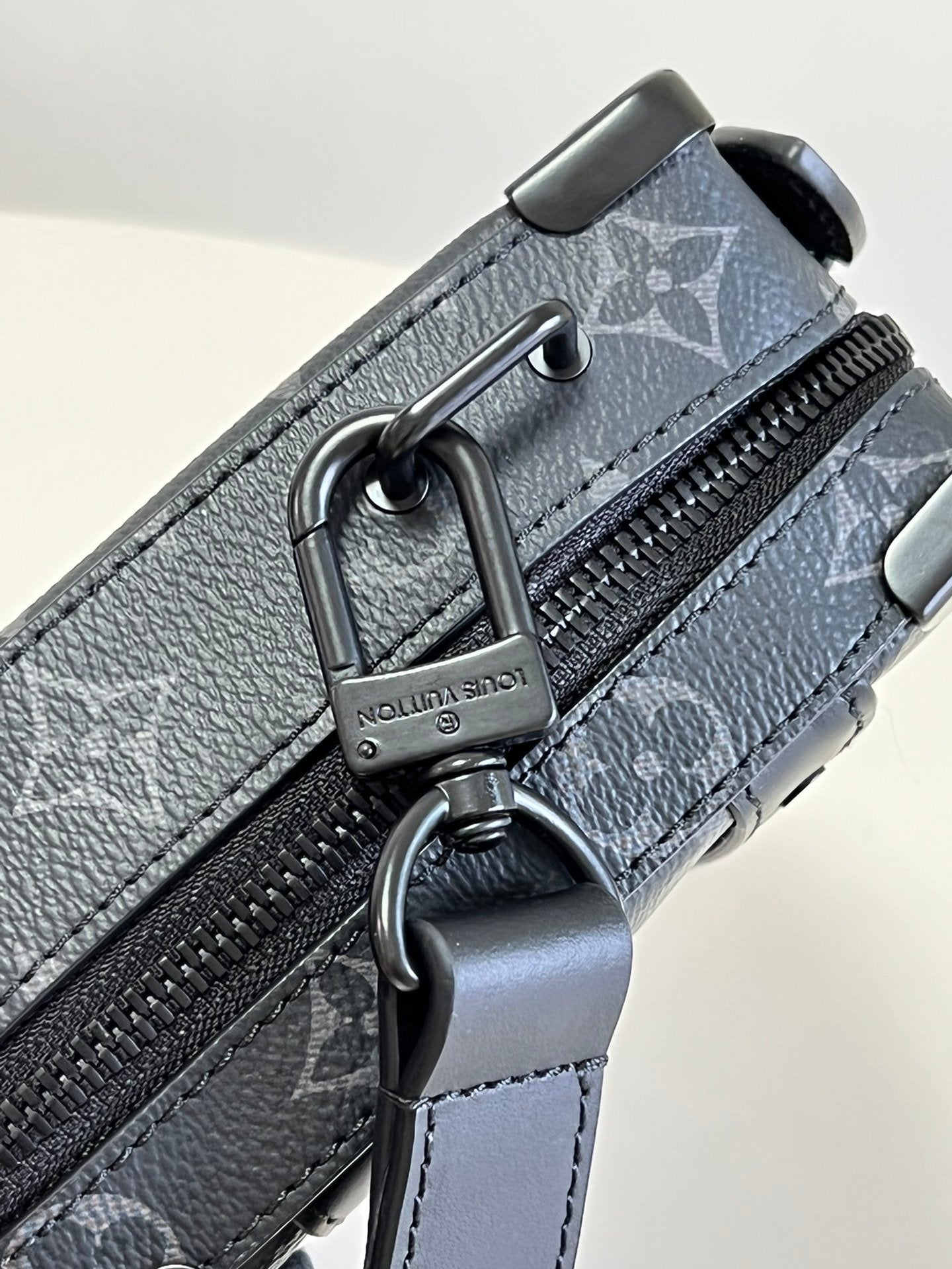 Top Quality Handle Soft Trunk Monogram Eclipse For Men, Bags 8.5in/22cm Top Quality M45935