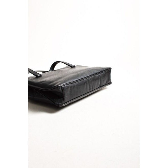 Gucci   Black Textured Coated Leather Patent Shoulder Bag