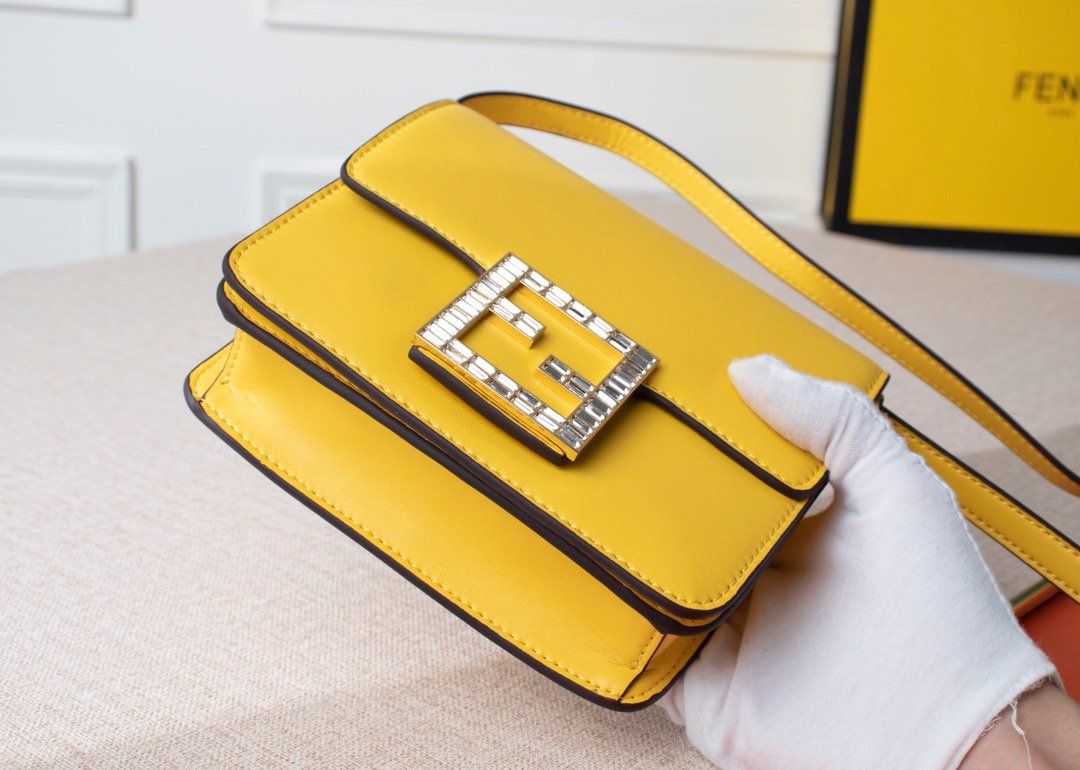 EN - New 1:1 rep  Bags FEI 076