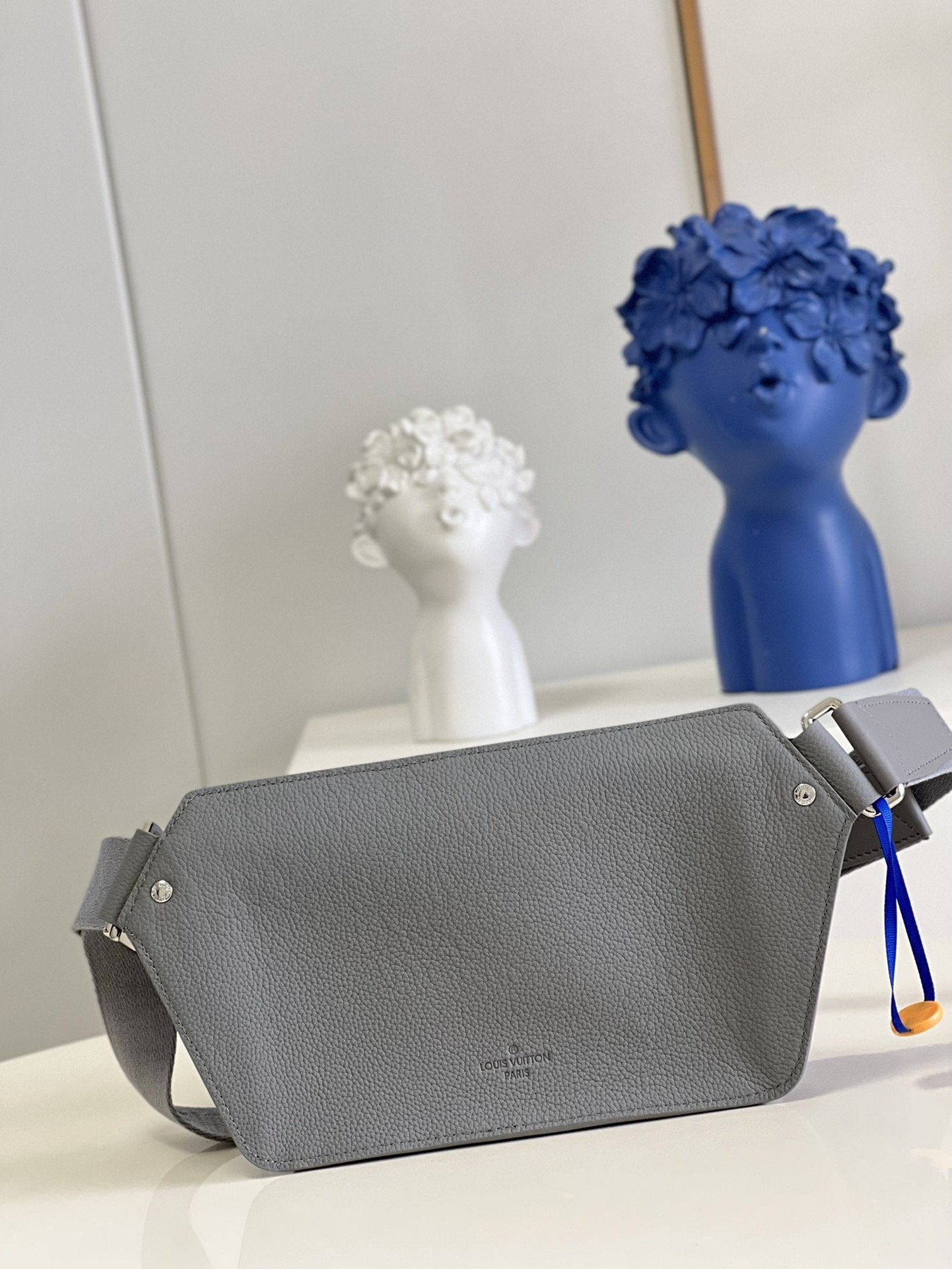 Top Quality Aerogram Slingbag Grey For Men, Bags 30cm Top Quality M59625