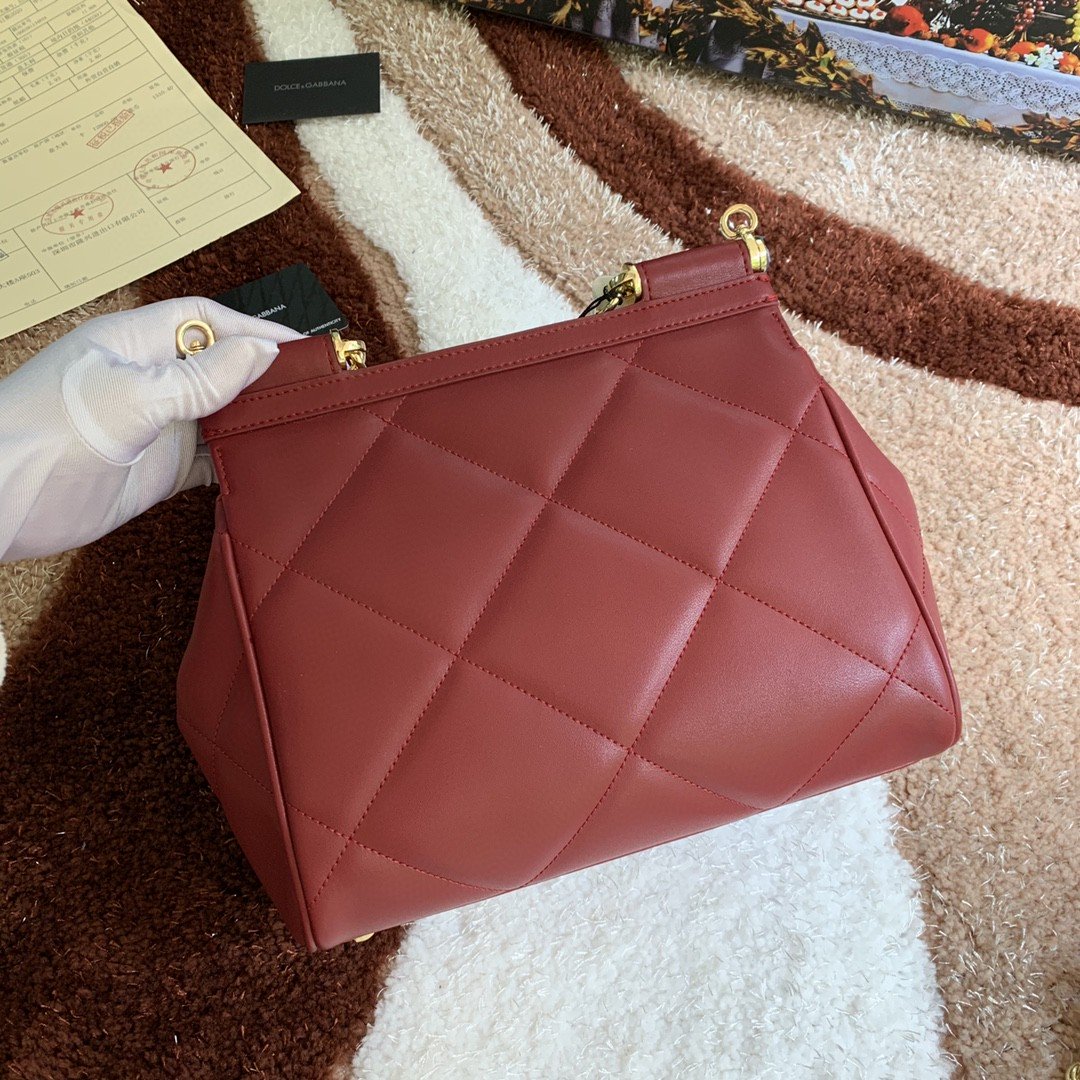 Top Quality MeTop Qualityum Sicily Bag In Quilted Burgundy For Women 10.2in/26cm Top Quality 