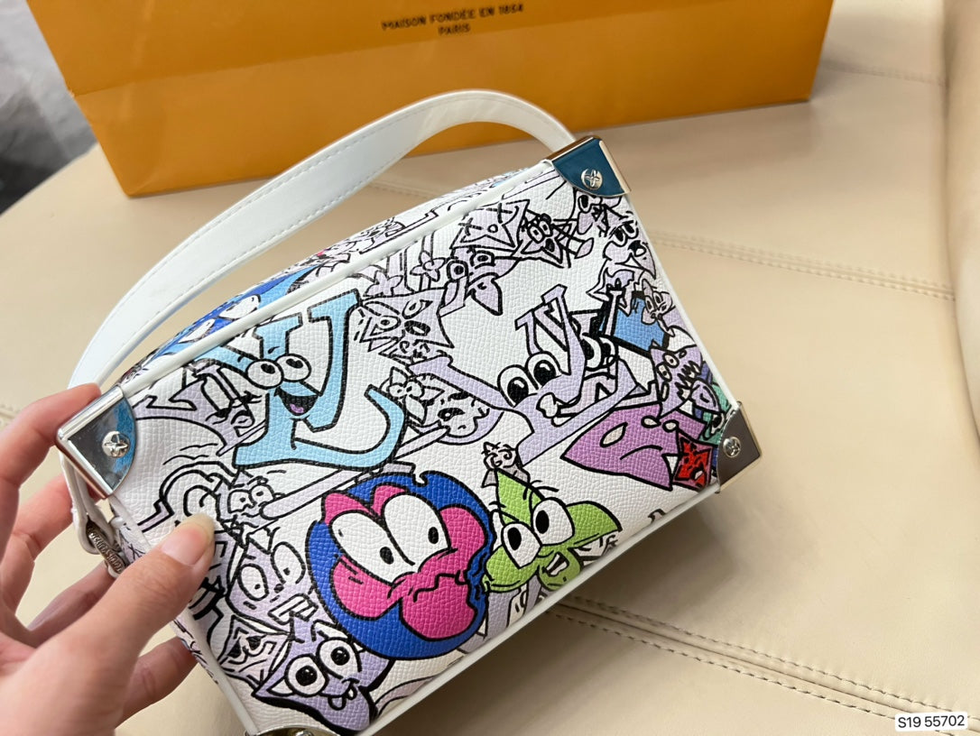 EN - New 1:1 rep Lux Bags LUV 559