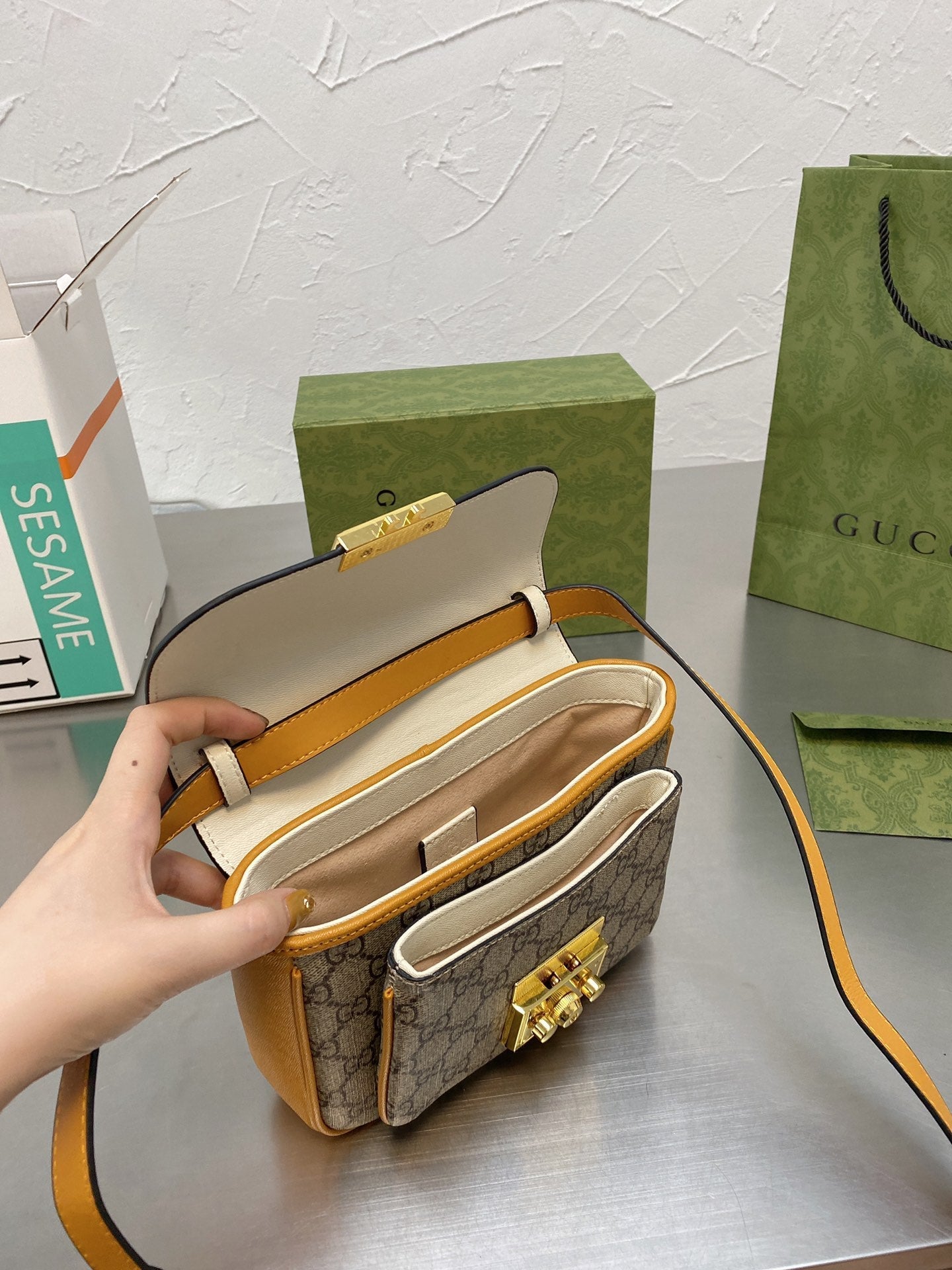 EN - New 1:1 rep  Bags GCI 340