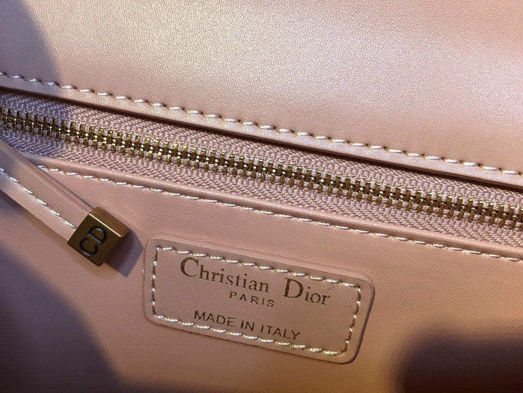 EN - New 1:1 rep  Bags DIR 238