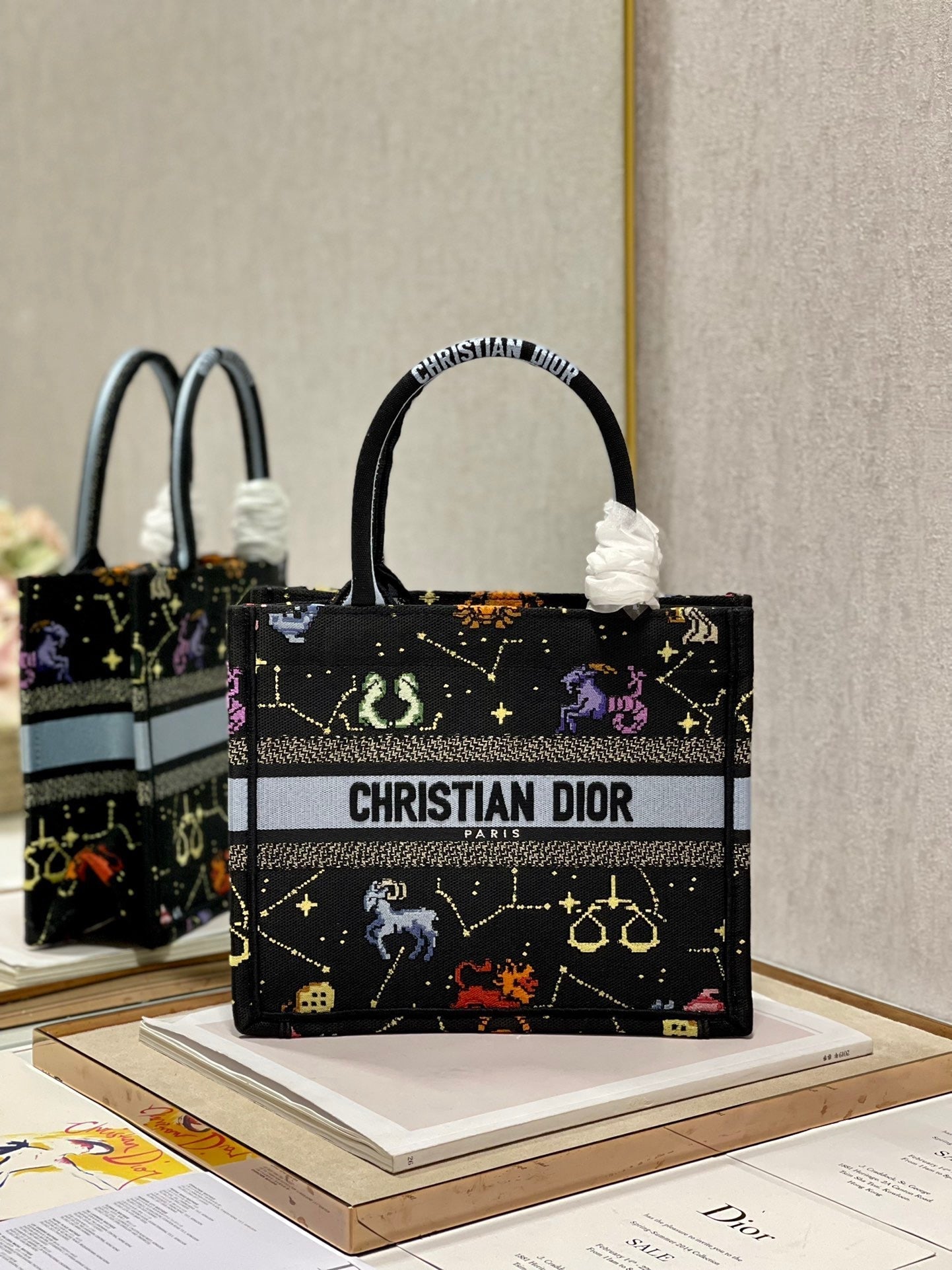 Top Quality Small Book Tote Black, For Women, Womens Handbags 26.5cm/10.5in CD