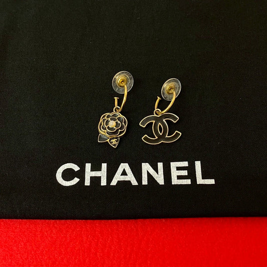 CHANEL Pierce Gold Plated gold Camelia